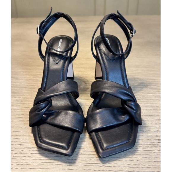 ANTONIO MELANI Shoes - Antonio Melani Nikki Leather Twisted Dress Sandal. Size 9.5